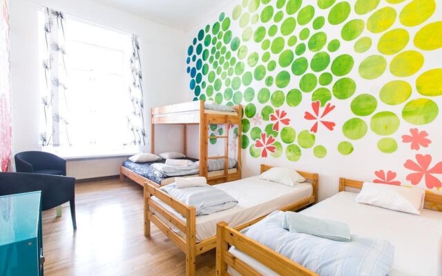 Tallinn Old Town Hostel - Alur