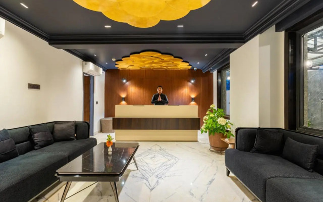 Hanric by Eight Continents Ikshana Luxe