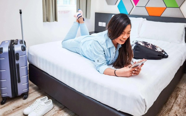 Ibis Budget Singapore Emerald