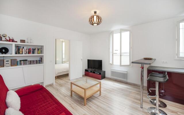 Pick a Flat - Champs Elysees / Niel apartment