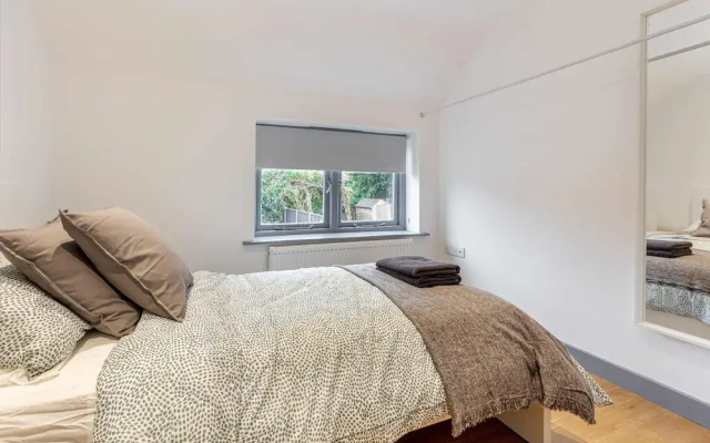 Host Stay Bridge Street Residence