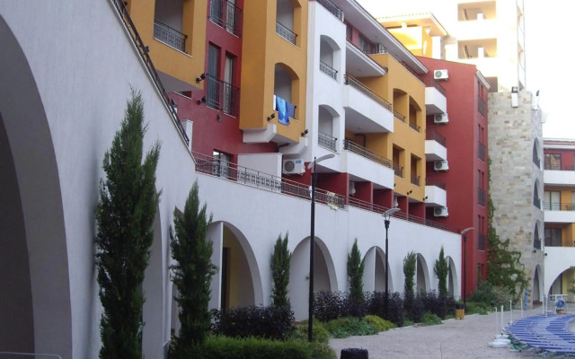 STUDIO DELUXE IN MARINA CAPE 4 stars complex 33 7