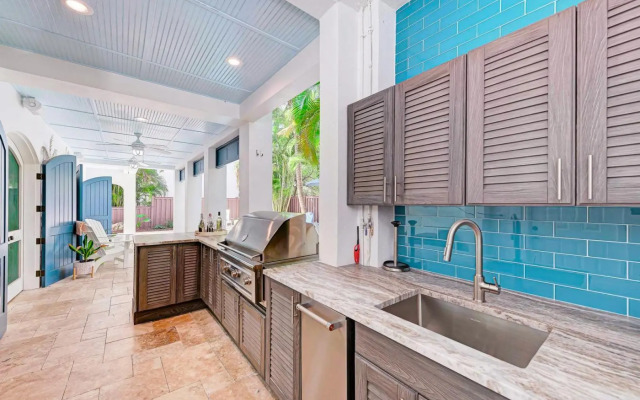 Banyan Beach - 104 Beach Ave