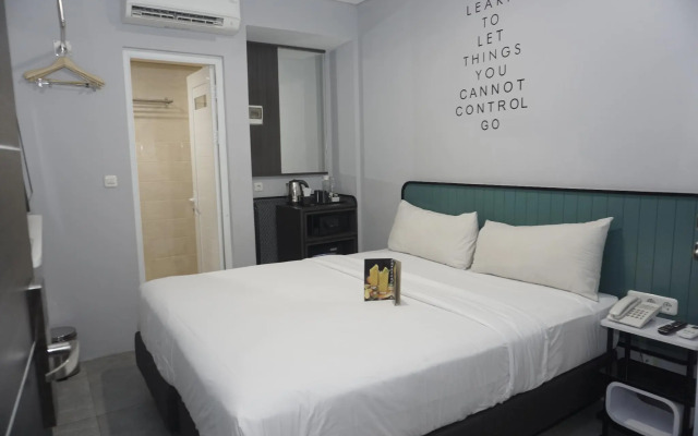 Sambina Prime Hotel by Danapati