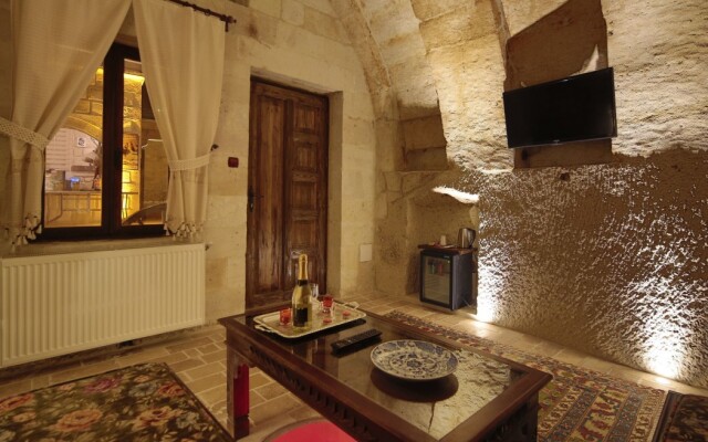 Adora Cave Suites