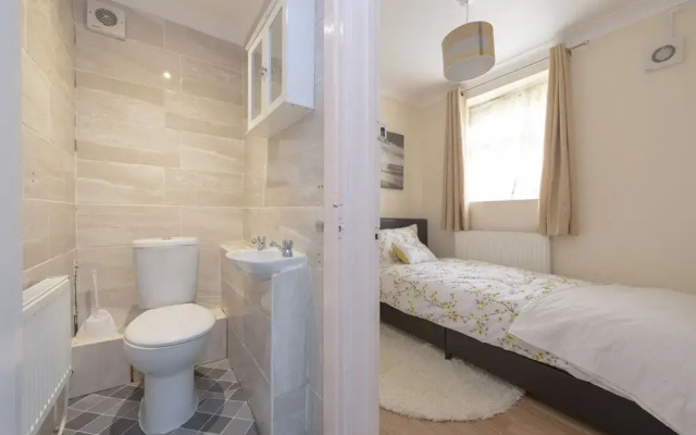Abkat Holiday Home