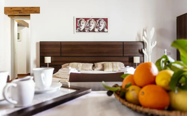 Salomone Apartment 15 With Terrace by Wonderful Italy