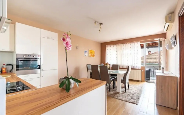 Nice Apartment in Orebic With 2 Bedrooms and Wifi