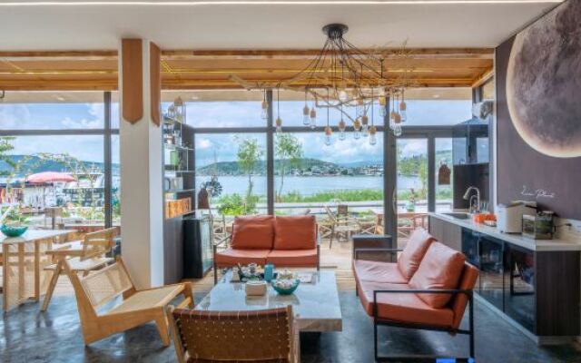 Dali Nanfeng Yiyu Seaview Hotel Santorini