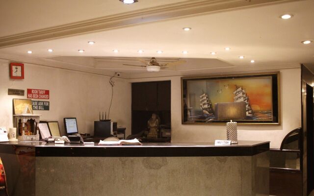 FabHotel Star Delhi Airport