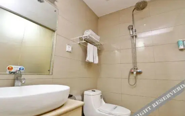 Ronghui Business Hotel