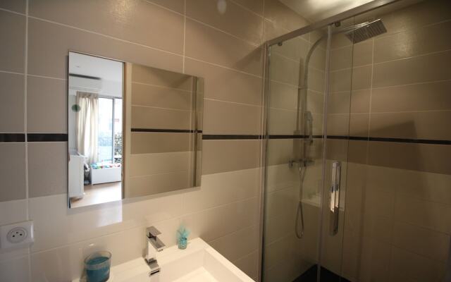 Nice Booking - Maréchal - Balcon 500m Promenade Des Anglais