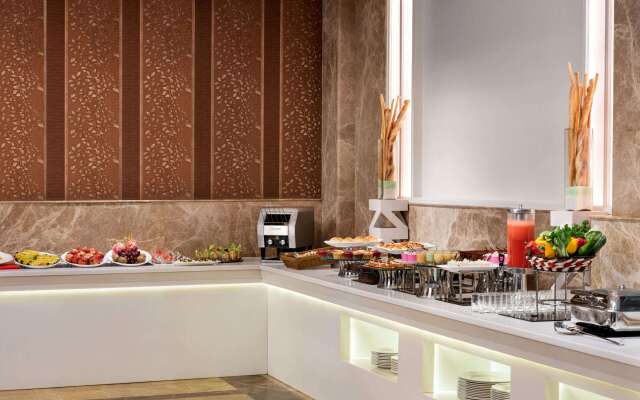 Ramada by Wyndham Varanasi Katesar