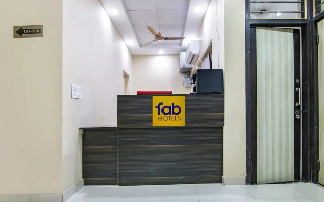 FabHotel Ashok Vihar