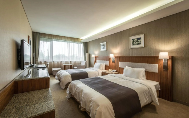 Shangria Beach Tourist Hotel