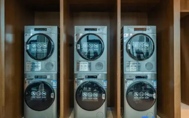 Vienna International Hotel (Chengdu Tianfu New District Luhu Store)
