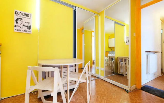 A Cosy two Bedroom Apartment, Sleeps 3