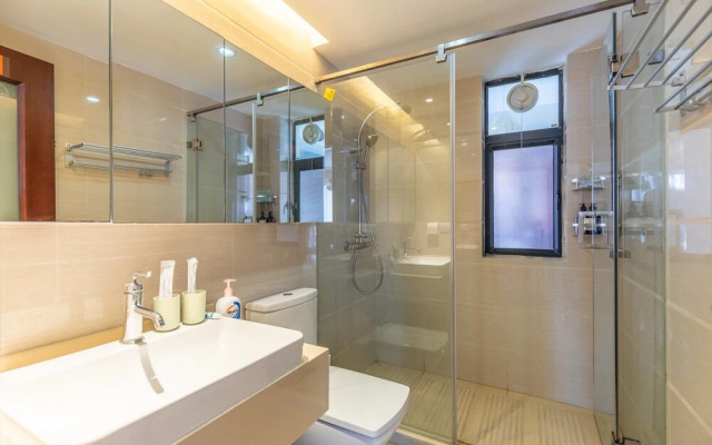 Locals Boutique Apartment Huafa Plaza 33