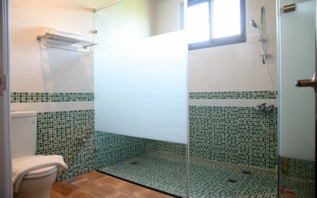 Taoyuan B&B