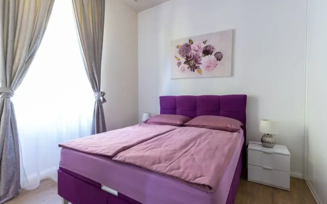 Bonne Chance Apartments