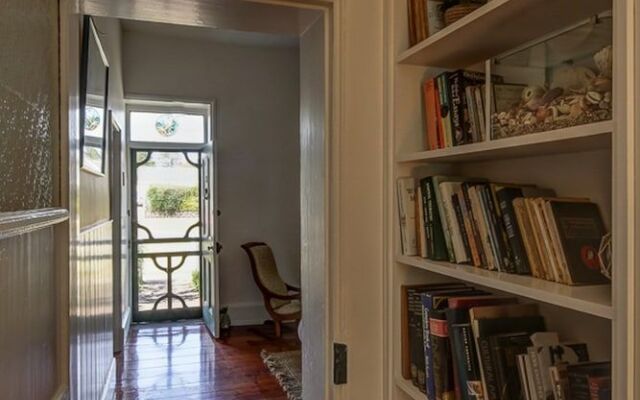 Prue's Cottage - well appointed family getaway