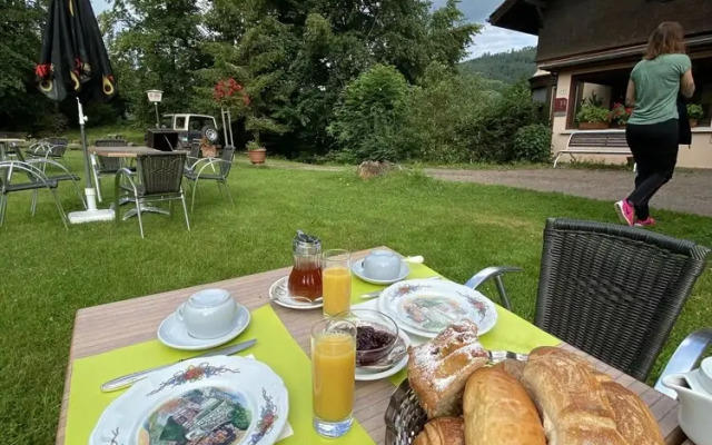 Le Chalet - Hotel Restaurant