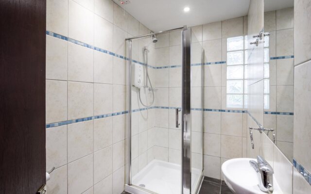 St Athans Hotel
