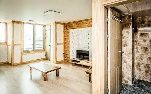 Jeonju Girin Guest House