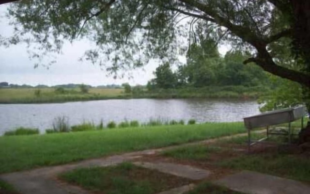 Whip Or Wheel Cabins