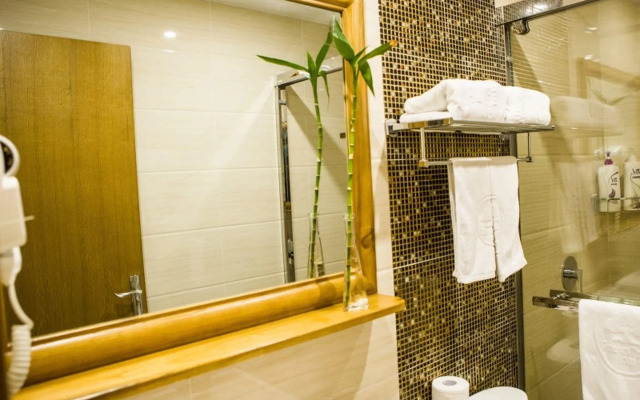 GreenTree Inn Nantong Rugao Zhongjiaomeilu City Express Hotel