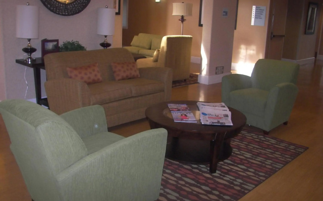 Holiday Inn Express Stockton Southeast by IHG - фото 2
