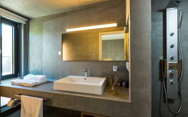 Elea Villas - Aspro & Blanche