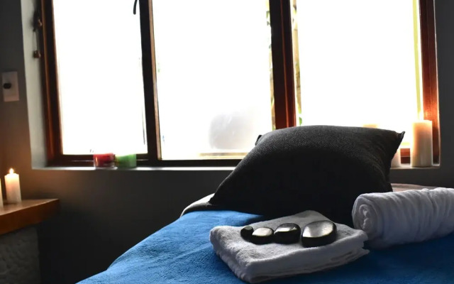 Zora Guesthouse and Spa