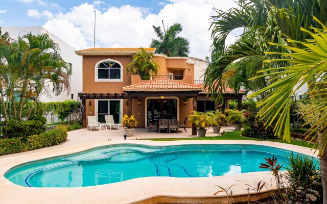 Casa Gran Escape by Playa Paradise