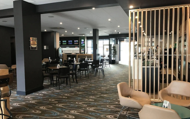 Mornington Hotel