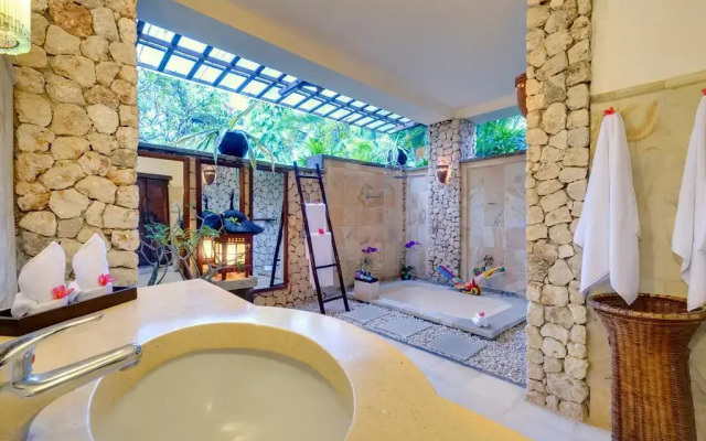 Sungai Tinggi Beach Villa