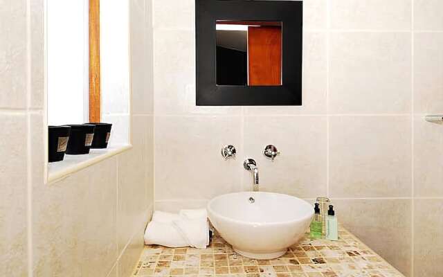 Calico Guest House