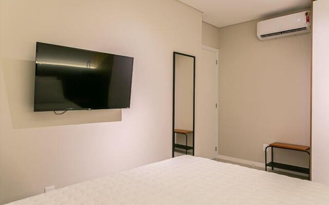 Apto confortável e completo em Floripa VIL305