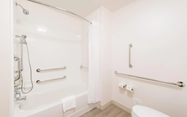 Hampton Inn & Suites Fayetteville