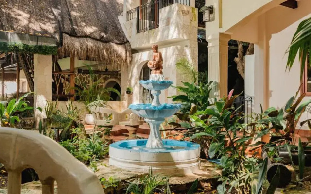 hotel y hostal nojoch che