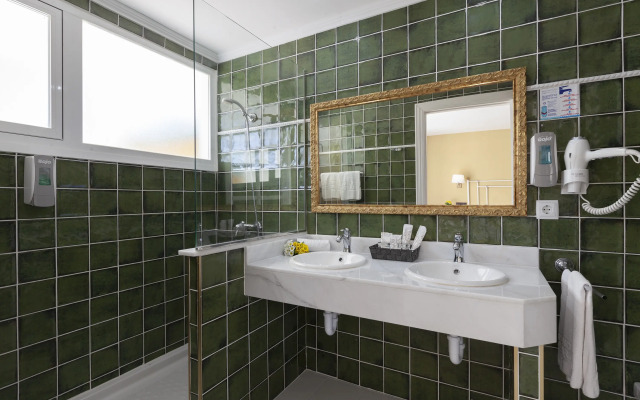 Hotel Araxa - Adults Only