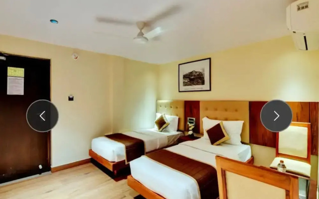 Ahom Comfort