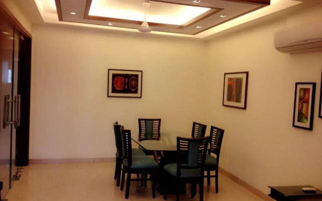 Woodpecker Bed and Breakfast Green