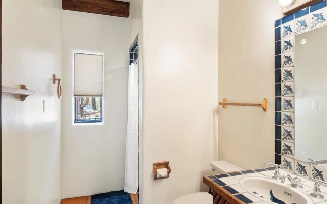Casa Ladera - Enchanting Home, Nestled in Foothills With Spectacular Views