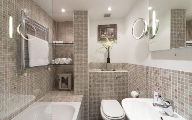 Notting Hill Retreat