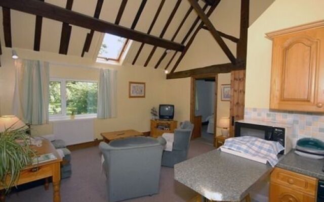 Elm Lodge
