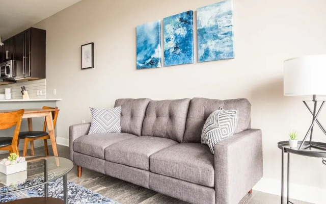 Downtown View Apartments with Parking