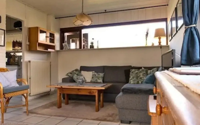 Quiet Holiday Home Near Beach