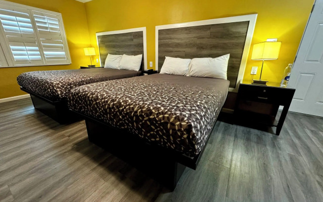 Carmel Wayfarer Inn