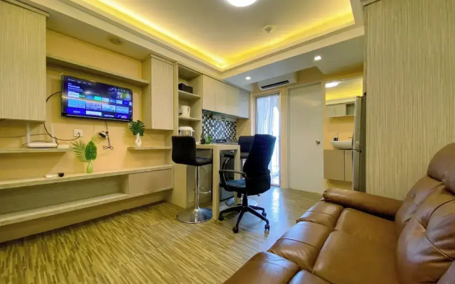 Well Designed And Warm 2Br At Bassura City Apartment